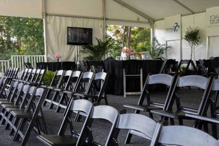 Hire a wedding marquee in Bayside